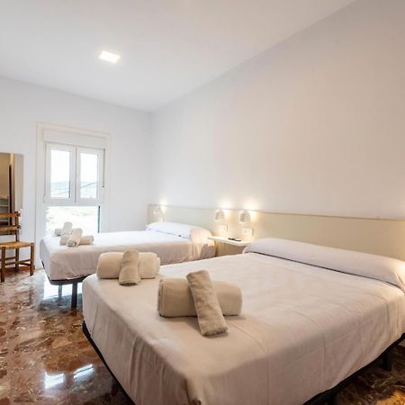 Hostal La Via Verde Саррион Экстерьер фото